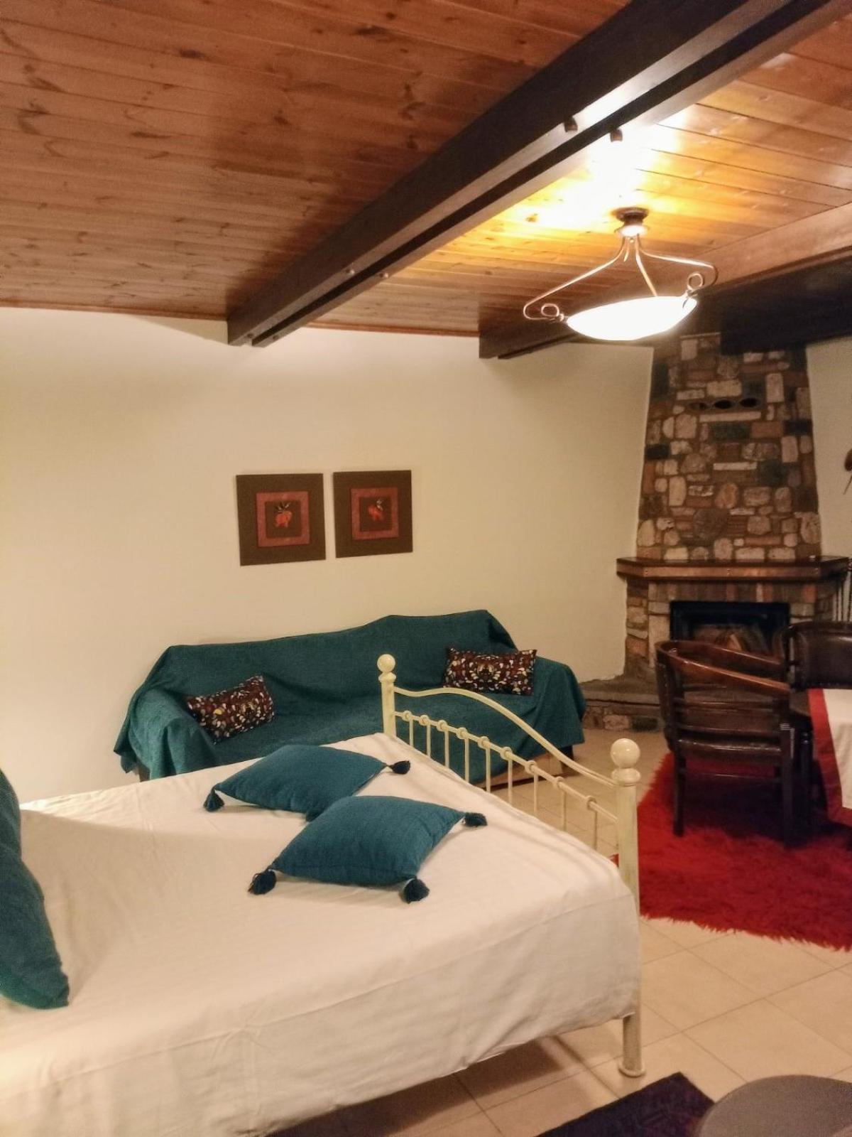Pandion Luxury Boutique Hotel & Suites With Spa Neohóri Kültér fotó